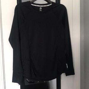 Women’s workout top